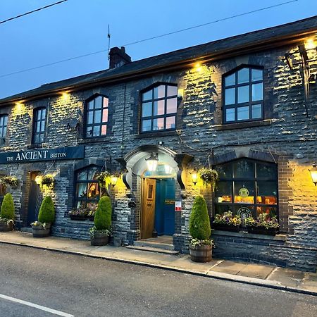 The Ancient Briton Hotel Pen-y-cae  Exterior photo